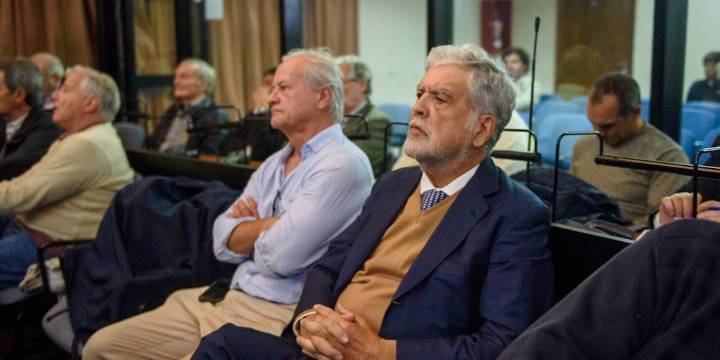 La familia de Julio De Vido denunció las condiciones de detención en Ezeiza tras la condena por la tragedia de Once