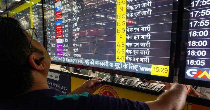 Over 100 flights delayed at Delhi airport due to ATC glitch