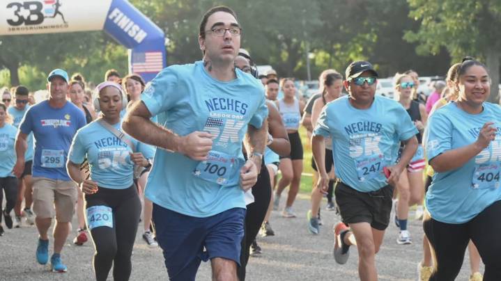 Southeast Texas athlete turns obstacles into opportunities through pushrim racing