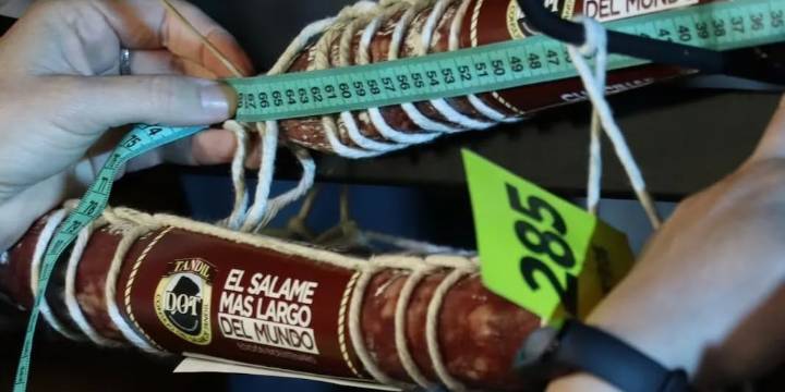 Tandil va por un nuevo récord: el salame más largo del mundo