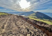 Molledo exige a la empresa que levanta el parque eólico de El Escudo que «cumpla sus compromisos»