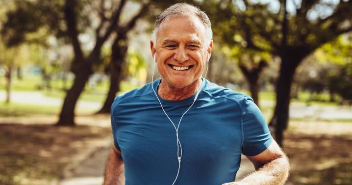 Cuánto ejercicio debes hacer para mejorar tu estado de ánimo, según especialistas