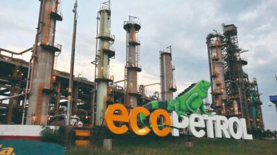 Colombiana Ecopetrol denuncia un atentado a su oleoducto en zona fronteriza con Venezuela