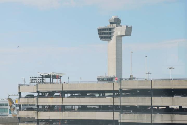 FAA reductions in air traffic to major airports to hit JFK, Newark, LaGuardia