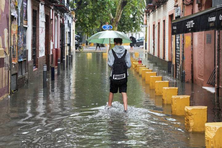 Aviso naranja este jueves en Huelva y amarillo en Sevilla, Cádiz y Córdoba por lluvias