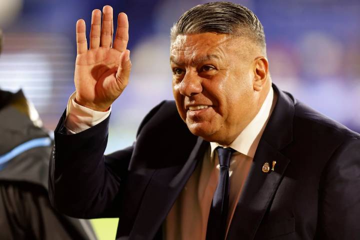 “Un antes y un después". La medida cripto que anunció el Chiqui Tapia para el fútbol argentino