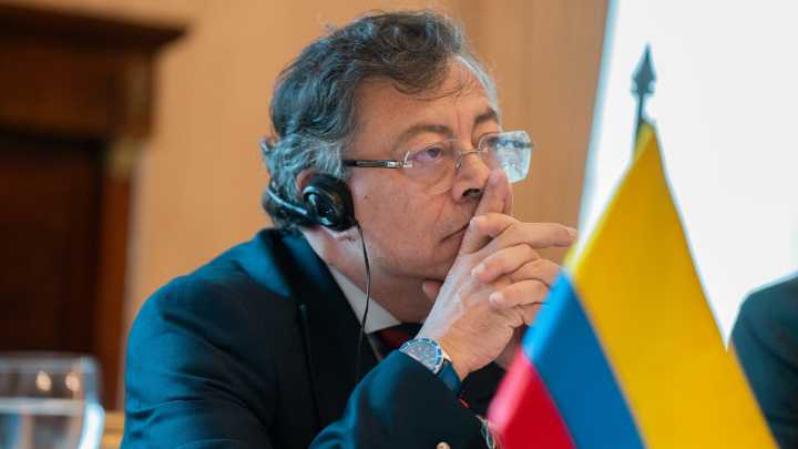 Departamento de Estado de EE. UU. pide una investigación 'exhaustiva' a 'supuestos vínculos de funcionarios de la administración Petro y disidentes'