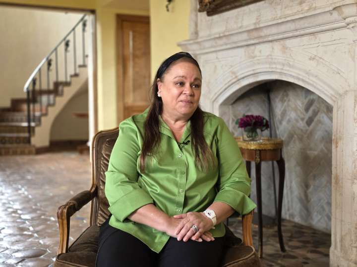 La escritora cubana Zoé Valdés descubre “la libertad” con su primer libro en francés