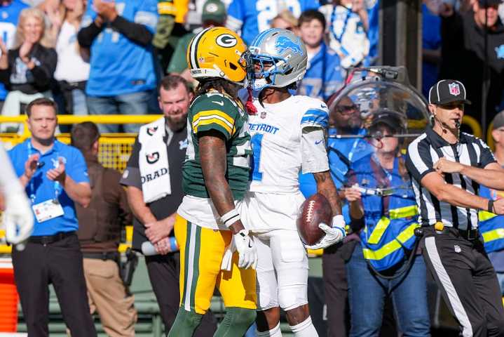 Lions open as favorite for crucial NFC North rematch on Thanksgiving