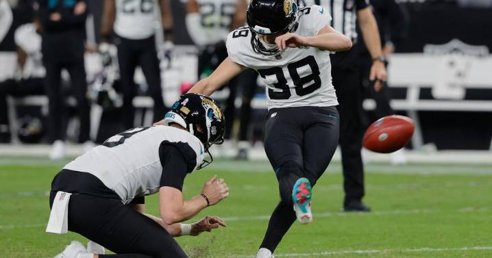 NFL record 68-yard field goal by Cam Little helps Jaguars top Raiders 30