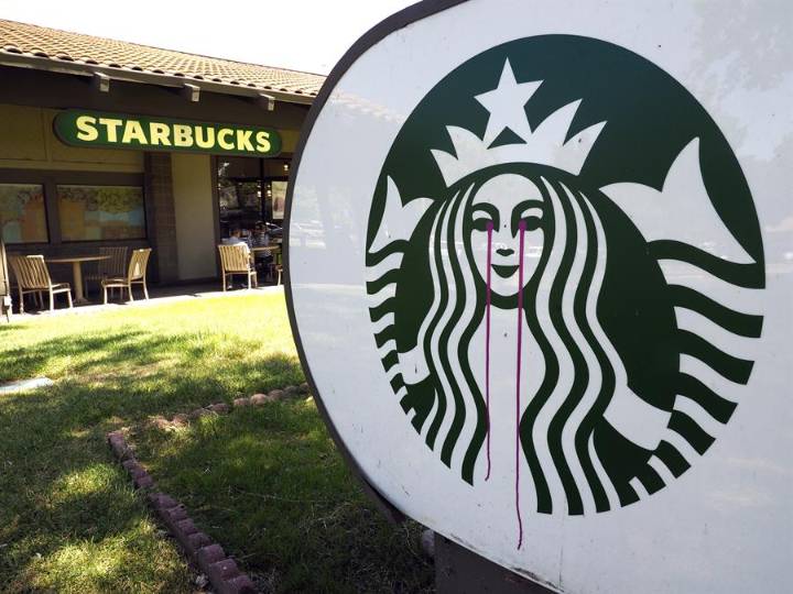 Starbucks crea una empresa conjunta con Boyu para operar sus establecimientos en China