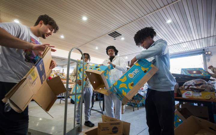 Larry Rubama: For Landstown High track coach and his team, Thanksgiving is ‘about giving back’