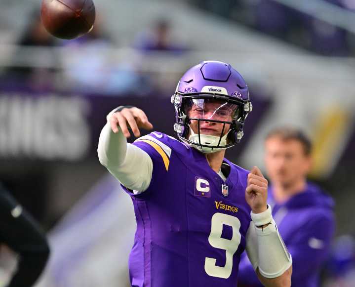 Vikings drop heartbreaker to Bears on a field goal as time expires