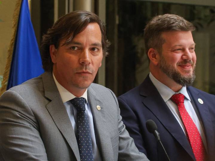 Libertarios ponen condiciones a Chile Vamos para segunda vuelta: “Van a tener que llegar más humildes”