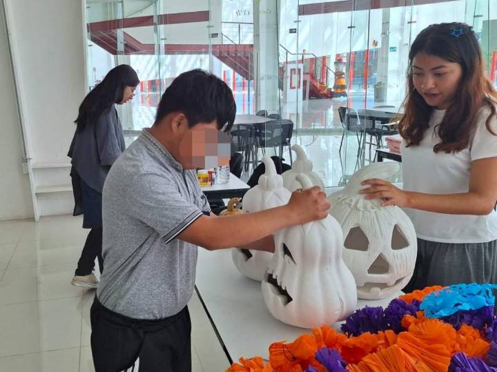 UATx impulsa inclusión con atención gratuita para jóvenes con Down