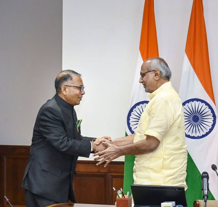 Rajinder Gupta, Sat Paul sworn in as RS members