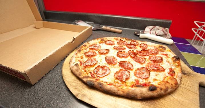 Readers Respond to Pizza Boxes in the Recycling