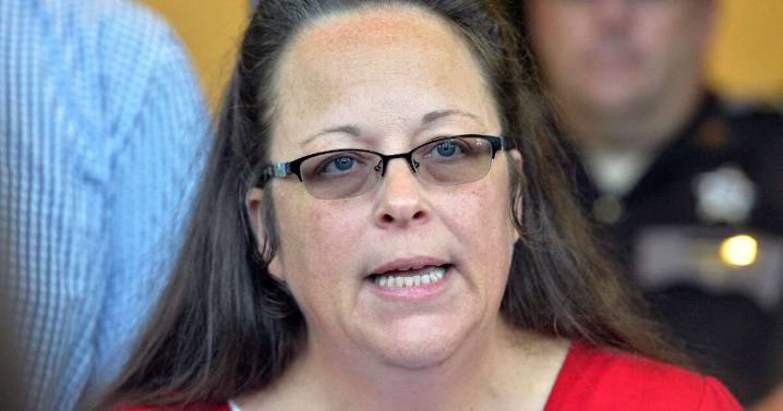 Supreme Court declines to revisit gay marriage decision