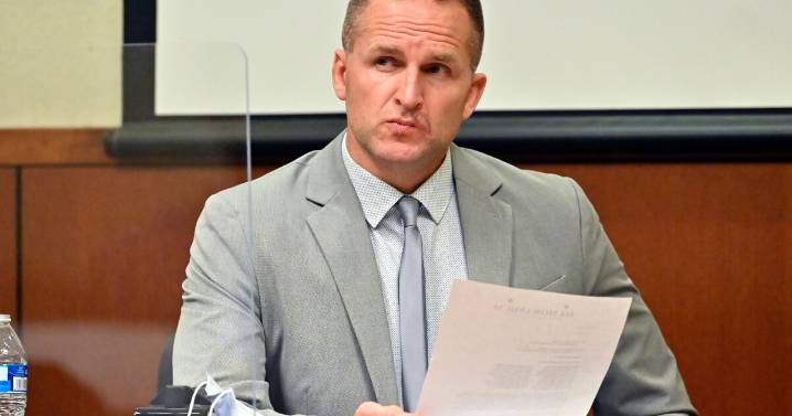 Former Louisville officer Brett Hankison seeks release from prison while appealing federal conviction