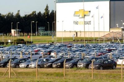 General Motors reduce su planta laboral: hubo 90 nuevas desvinculaciones por retiro voluntario en Santa Fe
