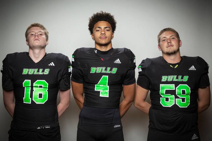 Friday night roundup: High school football scores in Las Vegas