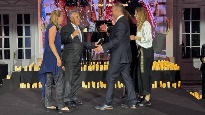 Dónde queda y cuánto cuesta visitar la Bodega Doña Paula, la mejor del mundo en el enoturismo sustentable