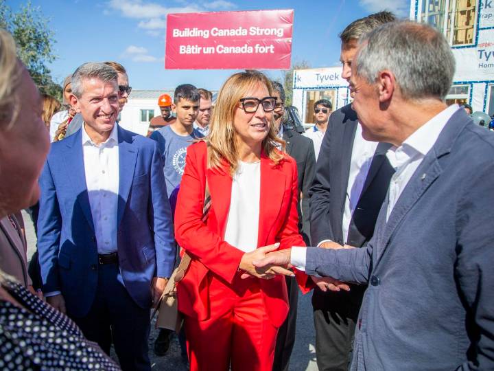 Build Canada Homes sets up proposal portal for ‘shovel