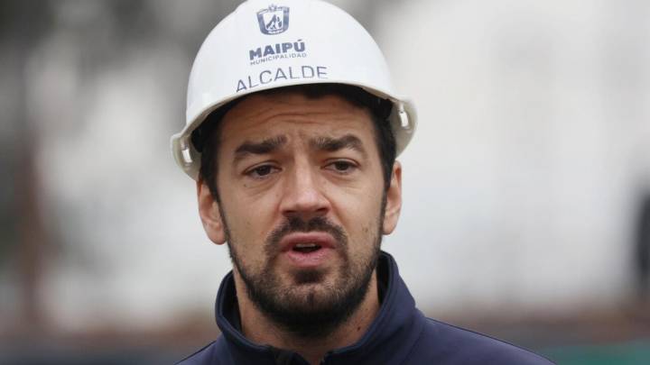 "Vamos a ponerle paciencia": Alcalde Tomás Vodanovic comparte actualización de dura lesión que sufrió