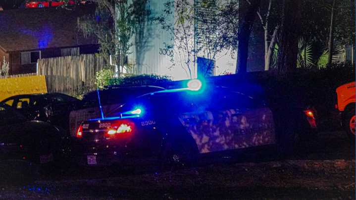 APD resolves SWAT situation near UT Austin campus