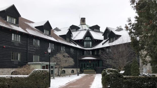 Château Montebello sale now in the hands of accounting firm
