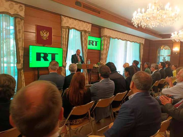 Firman acuerdo en Chile Universidad de O’Higgins y canal RT (+Fotos)