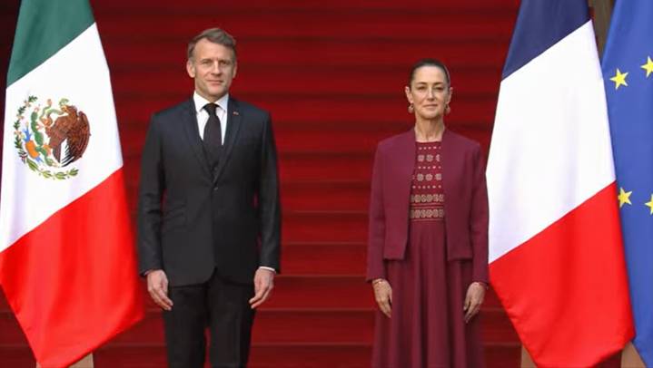 Sheinbaum se reúne con Macron en Palacio Nacional