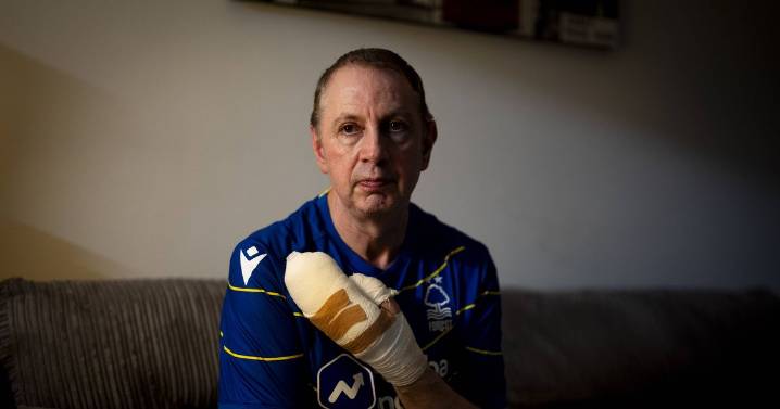 Nottingham Forest football fan 'didn't have much choice' but to fight back against suspected Huntingdon train knifeman