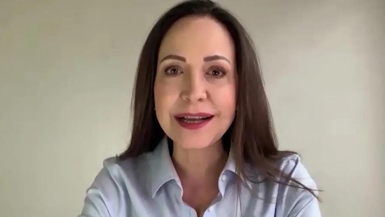 María Corina Machado invita quienes trabajan para el régimen a dejar las armas y prepararse para “la hora inminente” en Venezuela