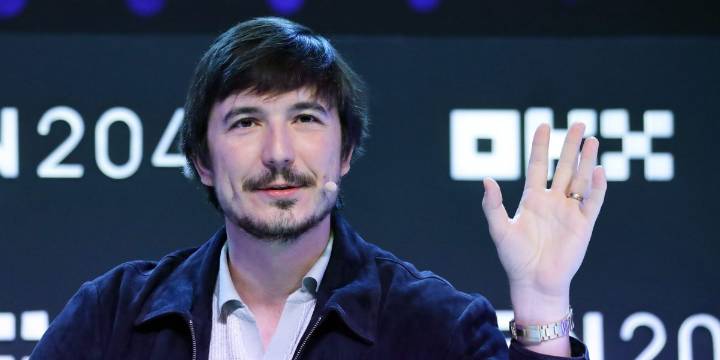 As boomers are forced back to work because they can’t afford to retire, Robinhood CEO says Gen Z are opening retirement accounts at just 19 years old