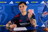 La U oficializó la renovación de Javier Altamirano hasta el 2028