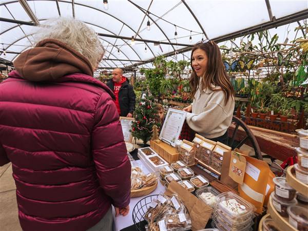 Photo Gallery: Holiday market at Hoen's Garden Center