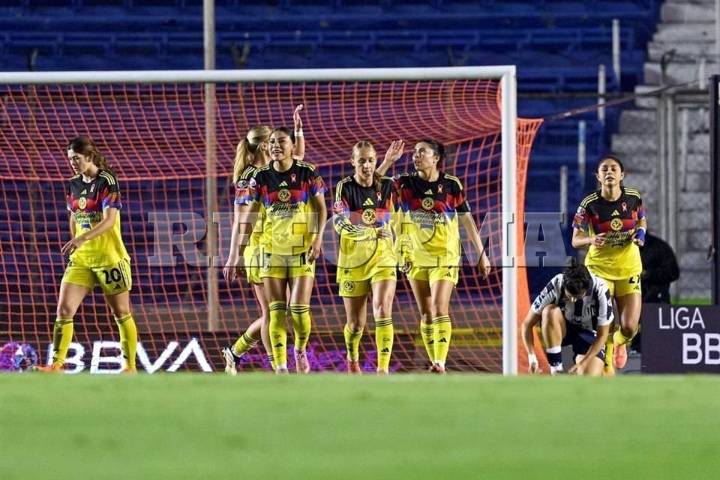 América humilla a Rayadas y se instala en Semifinales