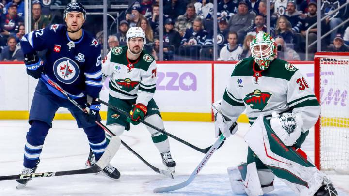 Wallstedt makes 32 saves, Wild blank Jets for 5th straight win