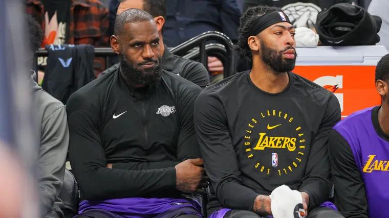 Did LeBron James ignore Anthony Davis? Explaining what happened after Lakers' win vs. Mavericks