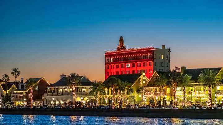 Florida downtowns named most festive for the holidays in this list