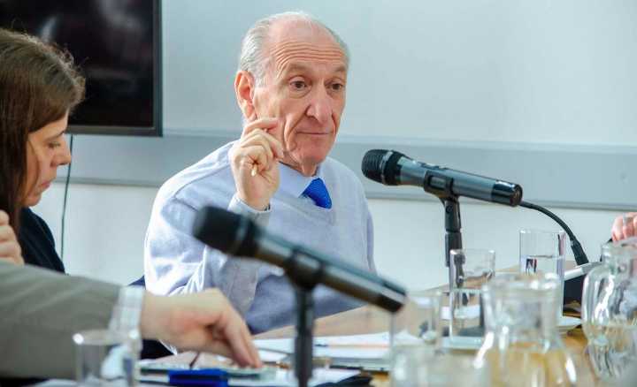 “Nadie va a dejar de ser atendido”, dijo Kohan