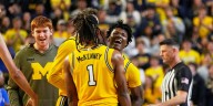 Lendeborg scores 25, No. 7 Michigan tunes up for Las Vegas tourney by beating Middle Tennessee