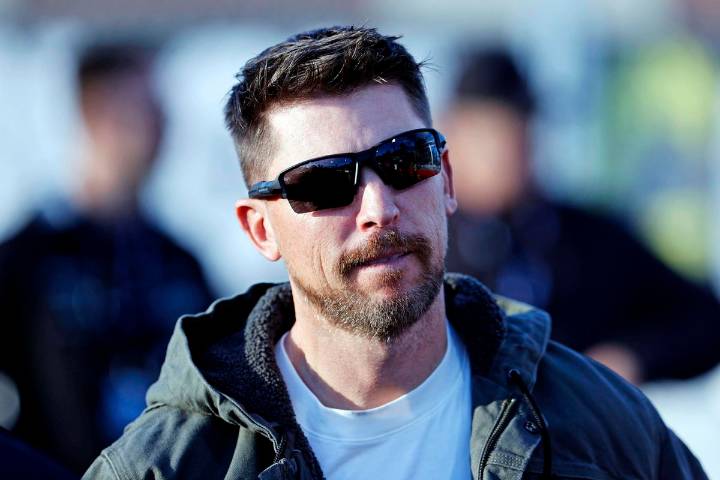 NASCAR Veteran Defends Denny Hamlin’s Crew Chief After Phoenix Disappointment