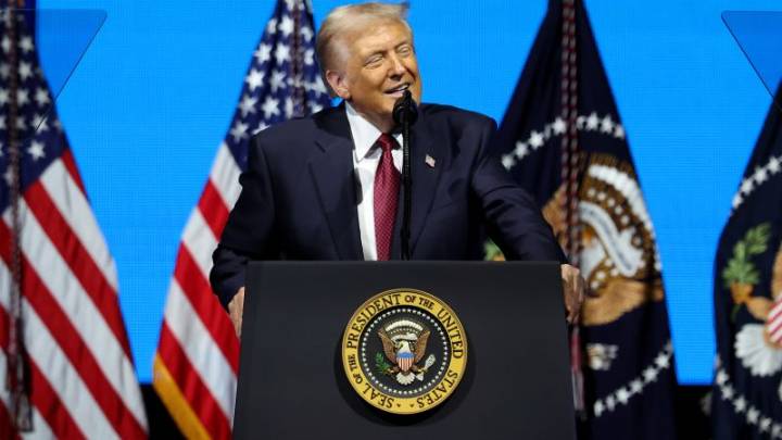 “Perdimos un poco de soberanía anoche”: dice Donald Trump durante su discurso en el Foro American Business