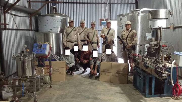 Manipur: Seven arrested in Imphal West for running illegal liquor factory