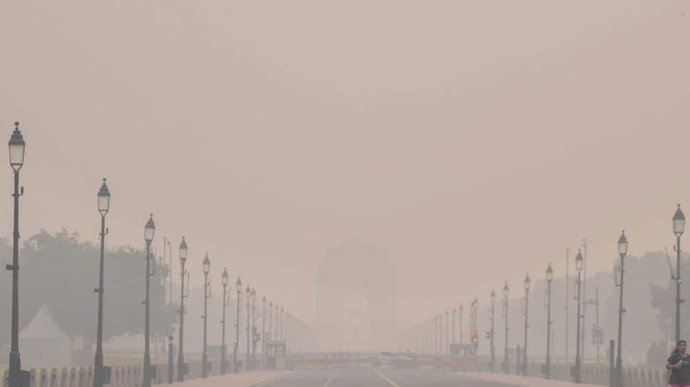 'India Gate Disappears...': AAP Slams BJP As Delhi’s Air Quality Worsens