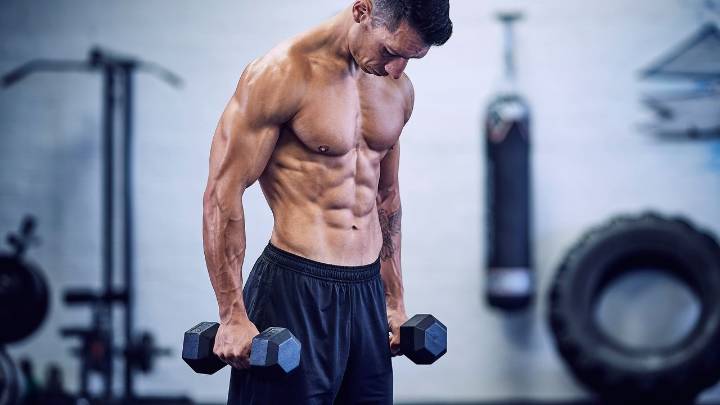 People are saying this 'Run the Rack' dumbbell method is the key to building lean muscle