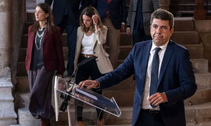 Aclarado el misterio de lo que firmó Mazón en El Ventorro el día de la dana: unas becas para deportistas de élite