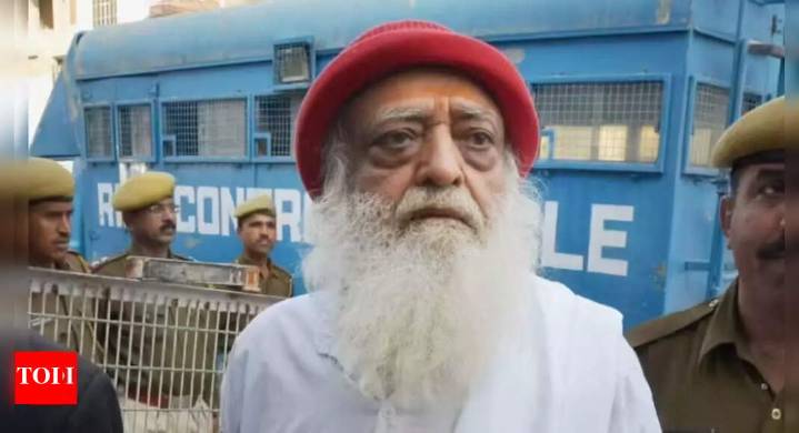 Gujarat HC grants six month bail to Asaram on health grounds